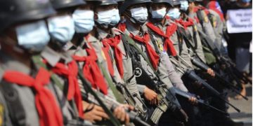 Demonstrasi Myanmar Terus Berlanjut