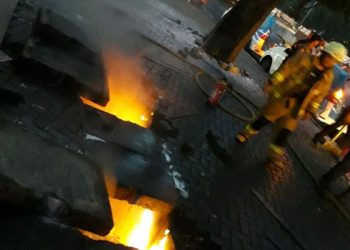 Kabel di Gorong-gorong Jalan TB Simatupang Terbakar