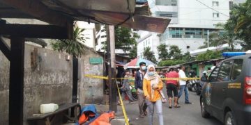 Geger ! Potongan Tubuh Jatuh Menimpa Lapak Pedagang di Setiabudi