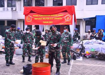 TNI Musnahkan Barang Bukti Perkara Tindak Pidana Militer, Ada Narkoba Hingga Mobil