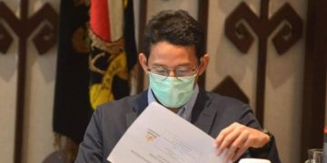 Menparekraf Siapkan Program Untuk Buka Pariwisata Bali