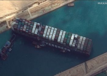 Sangkutnya Kapal Ever Given di Terusan Suez Bukan Karena Faktor Cuaca