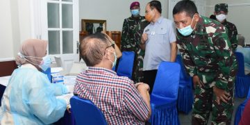 Hari Kedua, Sebanyak 420 Purnawirawan TNI AL Jalani Vaksinasi Covid-19