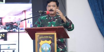 Panglima TNI dan Kapolri Tinjau Vaksinasi Prajurit TNI dan Anggota Polri di Polda Kepri
