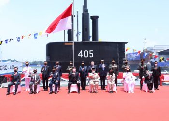 Panglima TNI Hadiri Serah Terima Kapal Selam KRI Alugoro-405