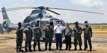 Empat Menteri Tinjau Pembangunan Suar di Karang Singa