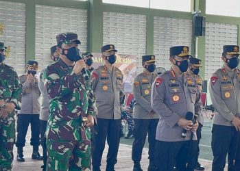 Panglima TNI dan Kapolri Tegaskan Sinergitas Vaksinasi Covid-19 di Bali