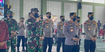 Panglima TNI dan Kapolri Tegaskan Sinergitas Vaksinasi Covid-19 di Bali