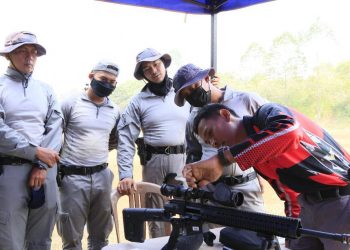 Tim Elit Bakamla RI Latihan Tembak dengan Senjata Canggih Terbaru