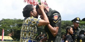 1.000 Bintara Otsus Orang Asli Papua Resmi Dilantik, Diwarnai Tangis Haru