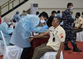 Mabes TNI Laksanakan Vaksinasi AstraZeneca