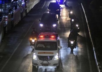 Polisi Himbau Masyarakat Untuk Tidak Mengawal Ambulans