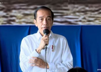 Panglima TNI Dampingi Presiden Jokowi Silaturahmi dengan Keluarga Prajurit KRI Nanggala 402