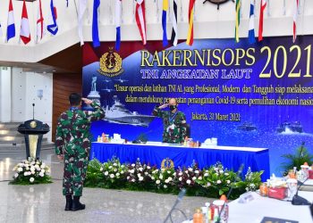 Mewujudkan TNI AL Profesional: Harus Senantiasa Meningkatkan Kemampuan di Bidang Operasi dan Latihan