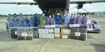 Ketum Dharma Pertiwi Salurkan Bantuan Untuk Korban Bencana Alam NTT