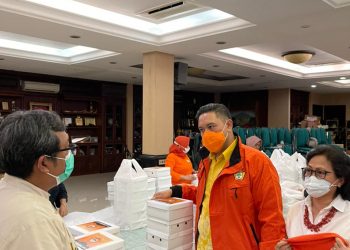 Kosgoro 1957 Bagikan 10 Ribu Boks Paket Makanan Buka Puasa Selama Bulan Ramadhan