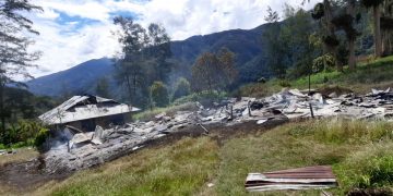 Selain Lumpuhkan Dunia Pendidikan, KKB Papua Melecehkan Adat di Papua