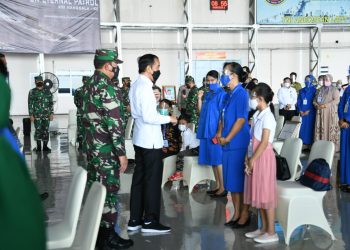 Presiden Jokowi Janji Bangun Rumah untuk Keluarga 53 ABK KRI Nanggala-402