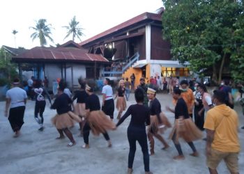 TNI Ikut Memeriahkan Hari Tari Dunia, Dansatgas Yonif 131/Brs: Untuk Tumbuhkan Rasa Cinta Tanah Air