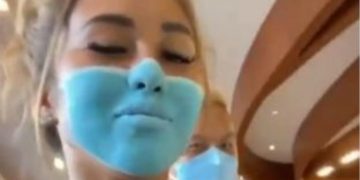 Bule Lukis Masker di Wajah, Berujung Akan Dideportase