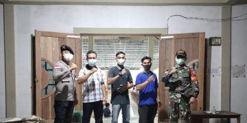 Sinergitas dan Solidaritas Babinsa Koramil Sejangkung Bersama Bhabinkamtibmas Laksanakan Pengamanan Gereja