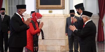 Presiden Joko Widodo Lantik Letjen TNI Ganip Warsito sebagai Kepala BNPB