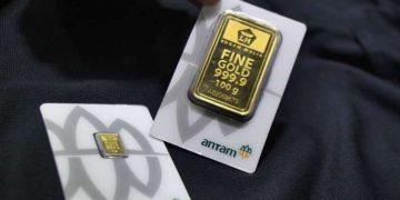 Harga Emas Antam Turun Menjadi Rp947.000 per Gram