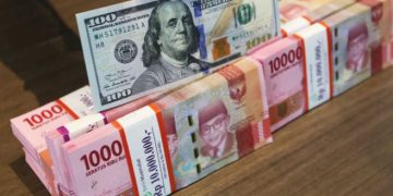 Kurs Rupiah Masih Berada Dalam Tekanan, Dibuka Melemah 0,14%
