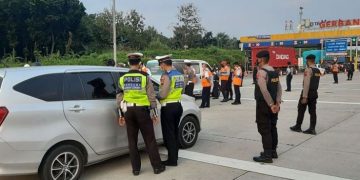 Hari Ini Diperkirakan Jadi Puncak Arus Mudik Lebaran 2021