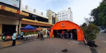 Dipenuhi Pasien Covid-19, RSUD Chasbullah Abdulmadjid Kota Bekasi Buka Tenda Penampungan