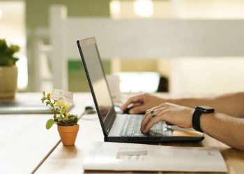 Syarat Kantor Esensial dan Kritikal di DKI Bisa WFO: Pekerjanya Harus Sudah Divaksin