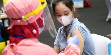Viral Vaksinator di Karawang Diduga Tak Suntik Vaksin ke Pasien