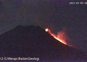 Gunung Merapi Luncurkan Awan Panas Guguran Hingga 1,1 km