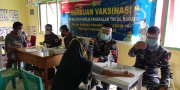 Masif, TNI AL Laksanakan Serbuan Vaksin di Natuna