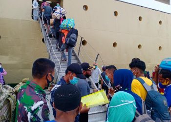 TNI AL Laksanakan Pendisiplinan Protokol Kesehatan Di Pelabuhan Tual