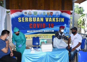Gencarkan Serbuan Vaksin, TNI AL Bersinergi Dengan KKP Tarakan dan Pemda Berau