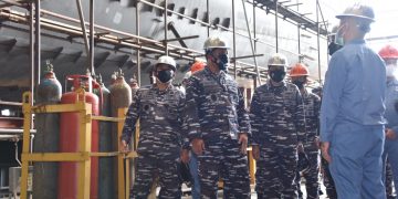 Wakasal Tinjau Proses Produksi Kapal PC TNI AL