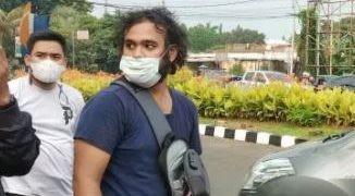 Pria Mengamuk di Pos Penyekatan PPKM Darurat, “Sialan PPKM”!