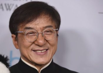 Legenda Film Kung Fu Jackie Chan, Ingin Gabung Partai Komunis China