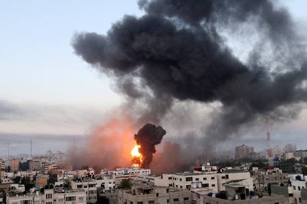 Wilayah Jalur Gaza, Palestina, saat dibombardir militer Israel pada 12 Mei 2021. Foto ini hanya untuk ilustrasi serangan Israel di Gaza.Foto/REUTERS