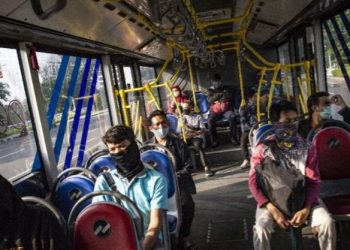 Pemerintah Batasi Penumpang Transportasi Umum Selama PPKM Darurat