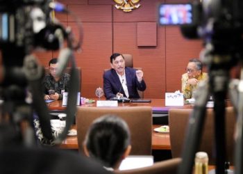 Luhut Minta Lab PCR Tersedia Hingga Kabupaten dan Kota