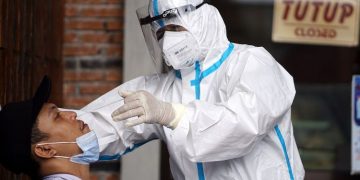 Ini Tarif Baru Tes PCR dan Antigen di Kimia Farma