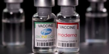 Pfizer dan Moderna Naikkan Harga Vaksin Covid-19 Buatan Mereka