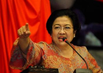 Megawati Siap Pasang Badan untuk Jokowi