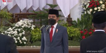 13 Tokoh Bangsa Dapat Tanda Kehormatan Dari Presiden, Alm Artidjo Alkostar Satu Diantaranya