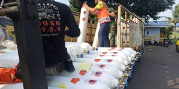BNPB Bantu Papua Barat Kirimkan Bantuan 250 Ribu Masker dan 50 Tabung Oksigen