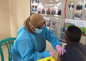 Warga Bekasi Antusias Vaksinasi Dosis Ke Dua