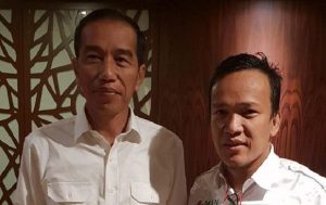 Presiden Joko Widodo bersama Imannuel Ebenezer Relawan Jokoi Mania (Ist)