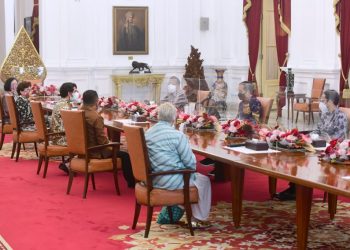 Presiden Joko Widodo (Jokowi) menerima perwakilan Komite FFI di Istana Negara (Foto: Biro Setpres)